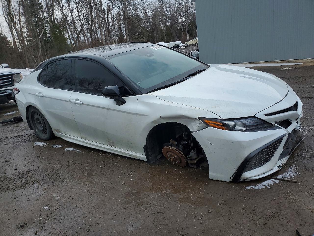 2024 TOYOTA CAMRY HYBRID XSE