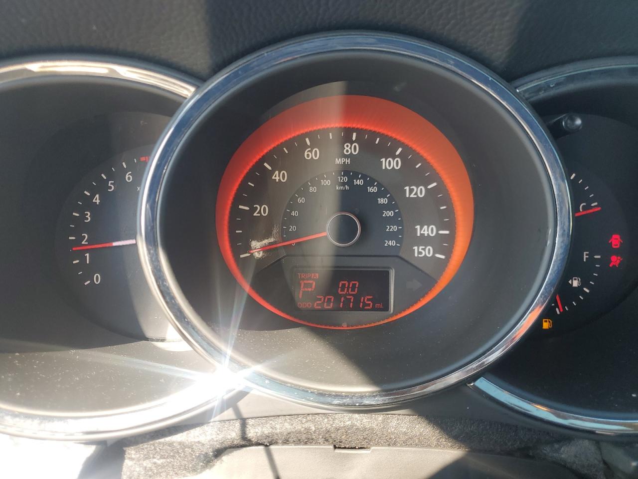 KIA SORENTO 2011 — 10