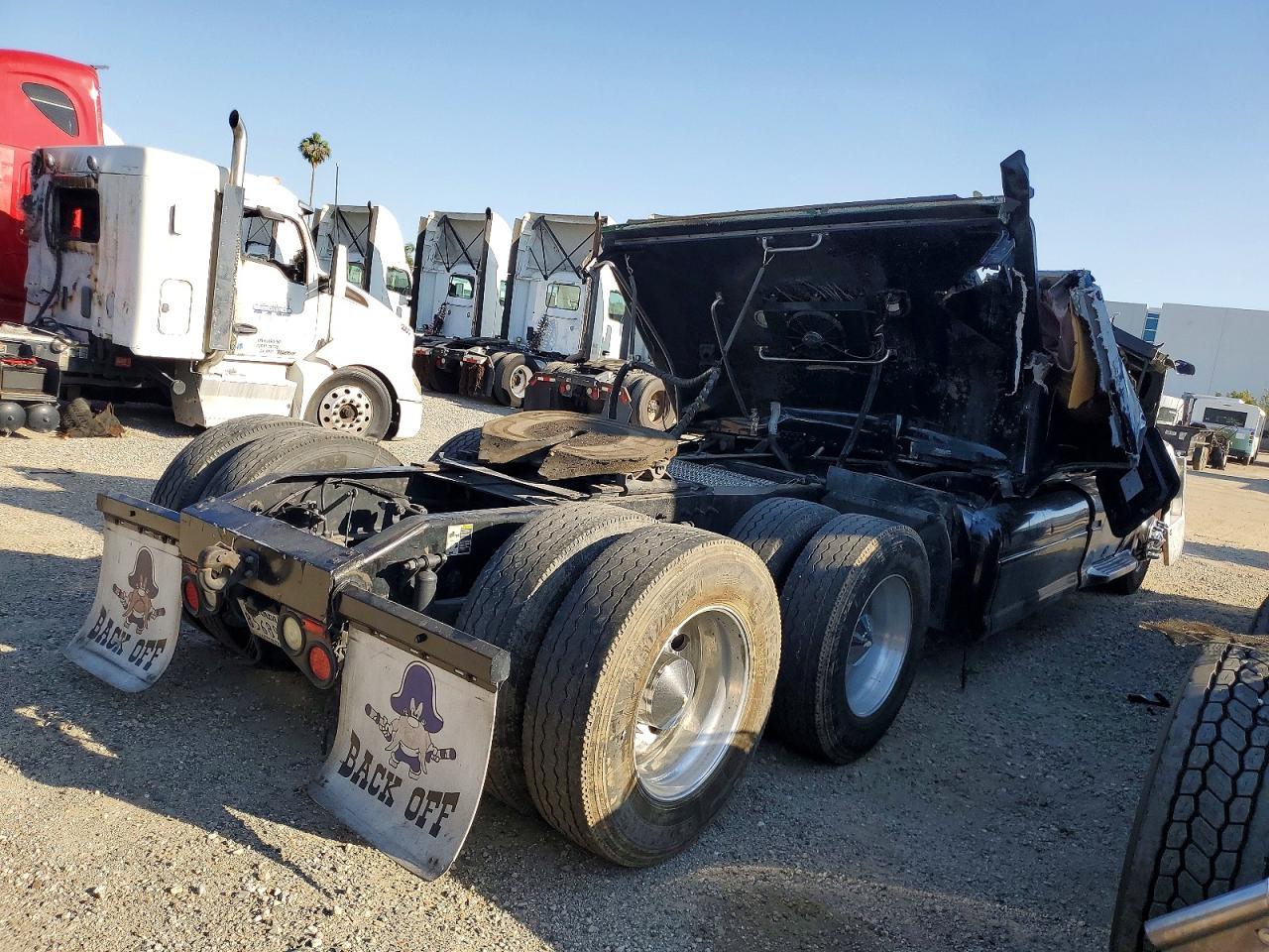 2014 PETERBILT 587