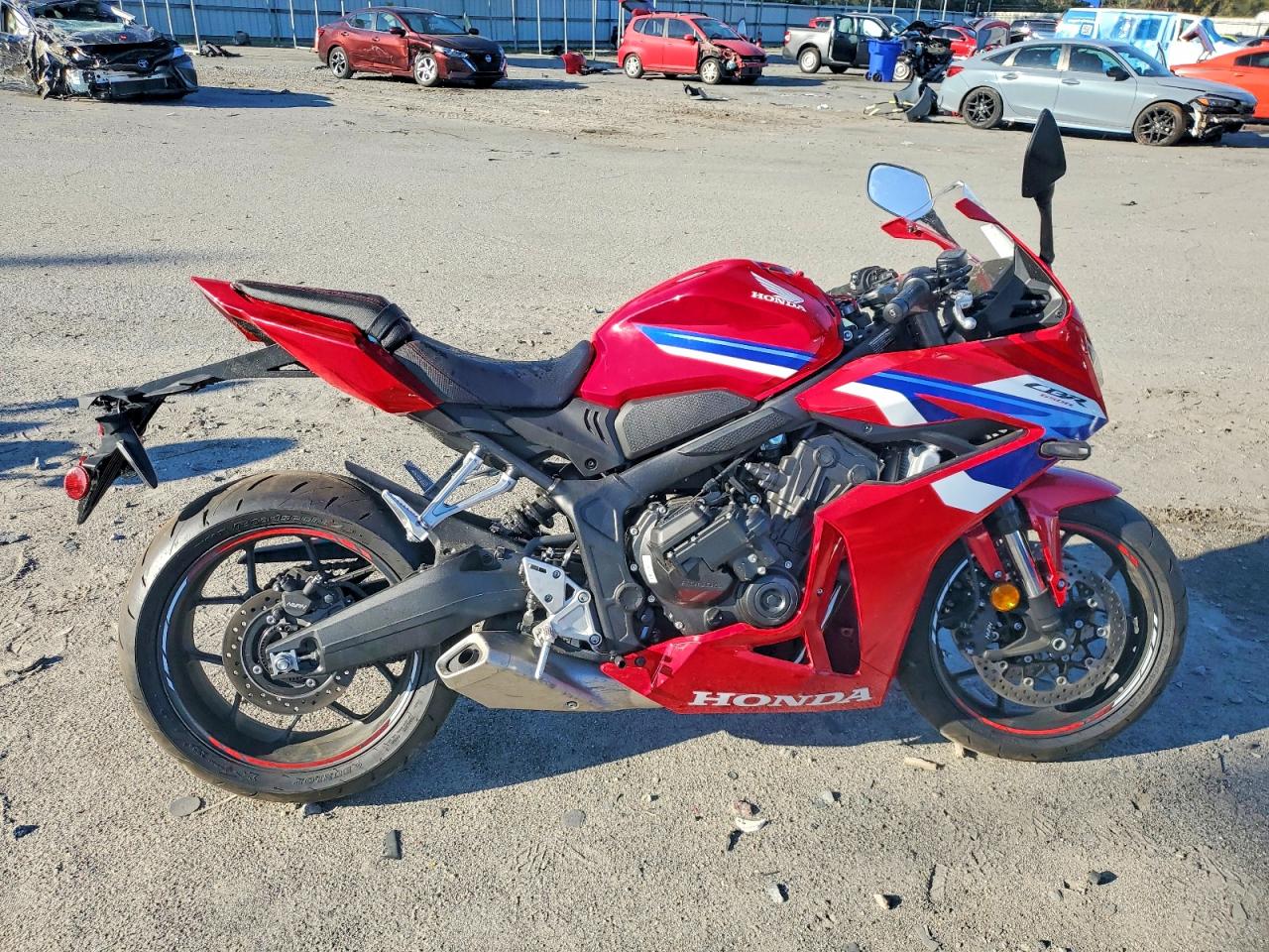 HONDA CBR650 2026 — 2