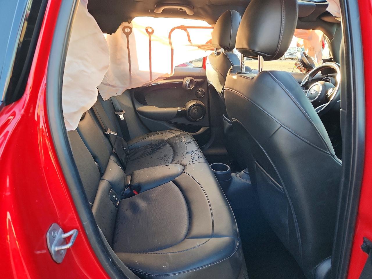 MINI COOPER 2019 — 12