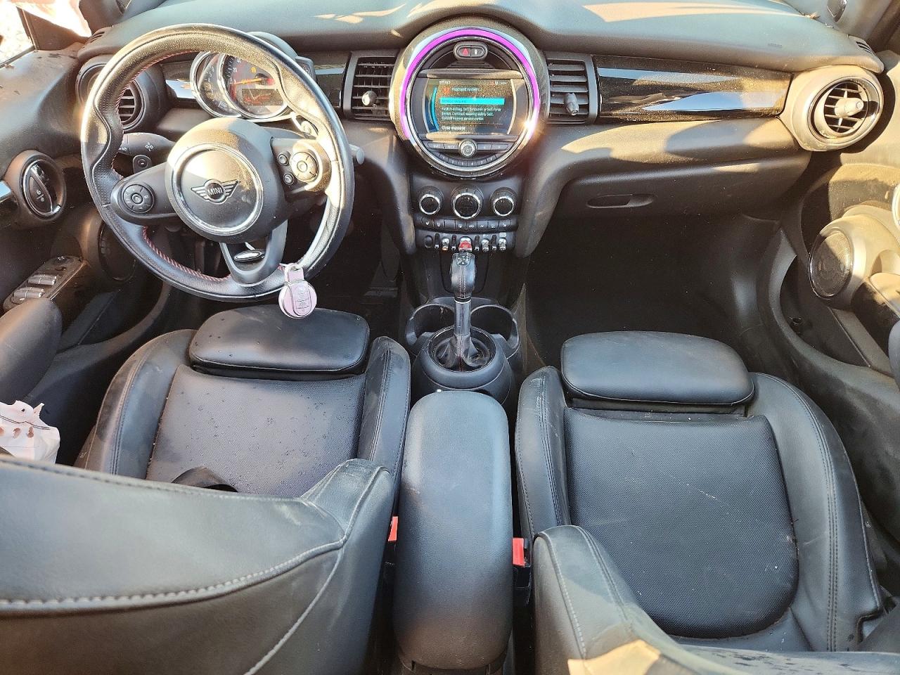 MINI COOPER 2019 — 9