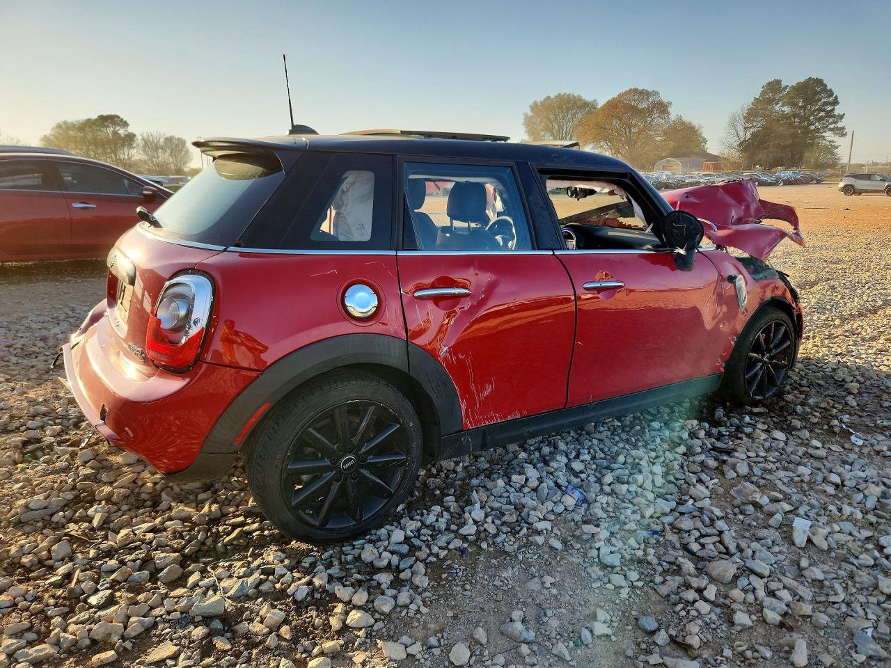 MINI COOPER 2019 — 4