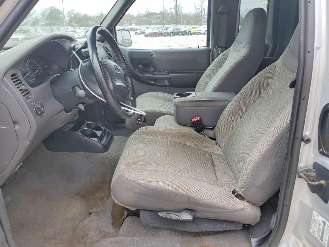 FORD RANGER 2002 — 8
