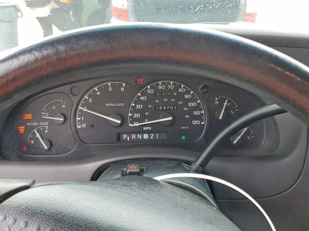 FORD RANGER 2002 — 10