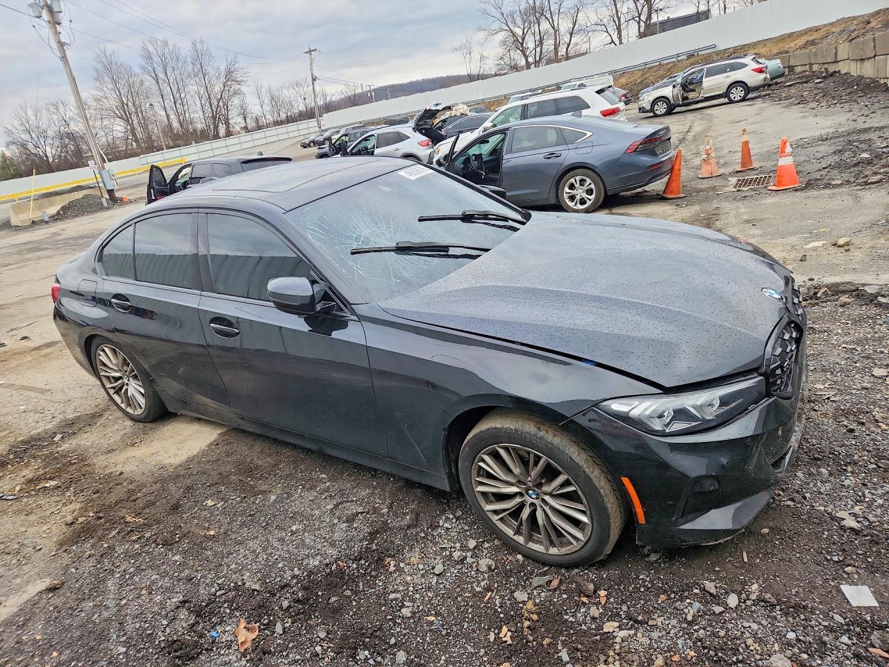 BMW 330XI 2023 — 5