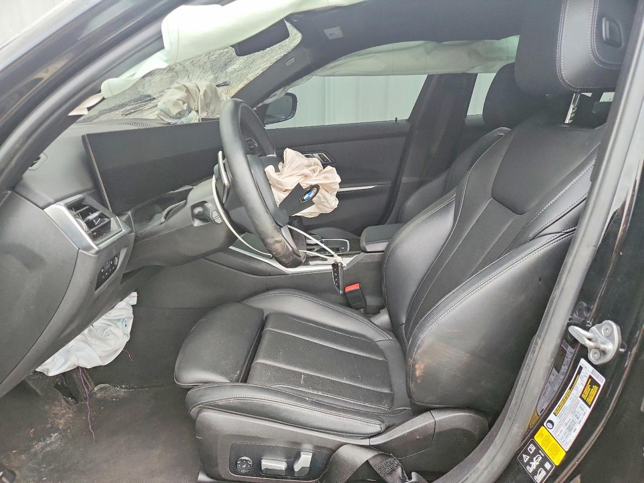 BMW 330XI 2023 — 8