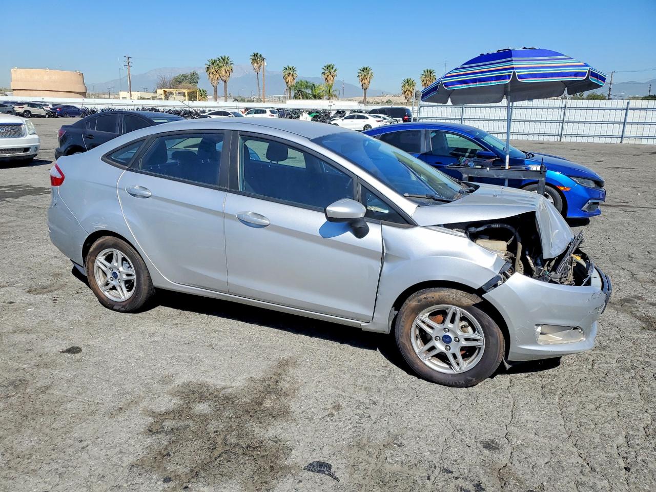 FORD FIESTA 2017 — 5