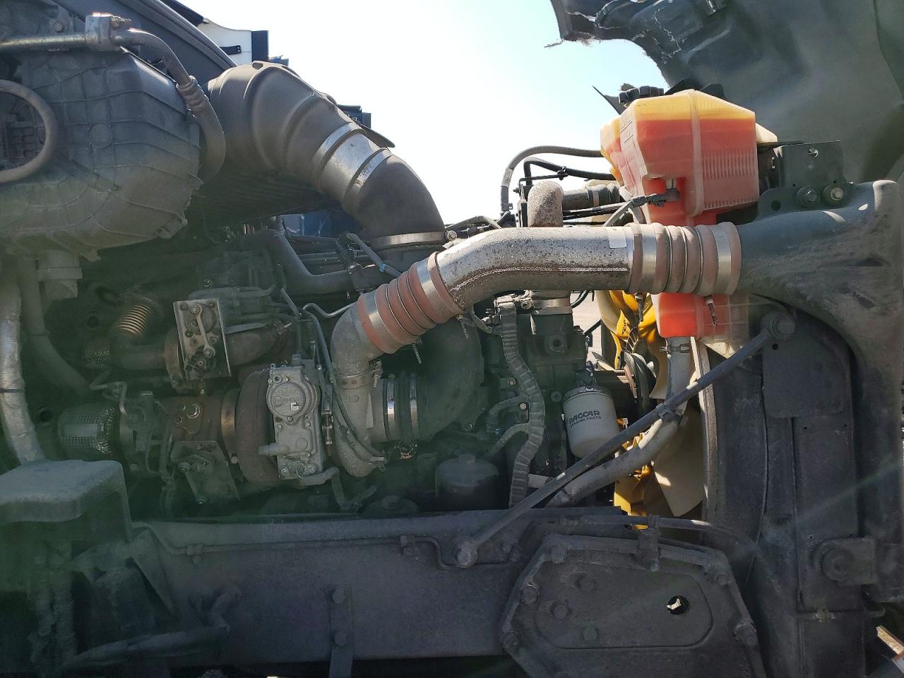 KENWORTH CONSTRUCTION 2017 — 10