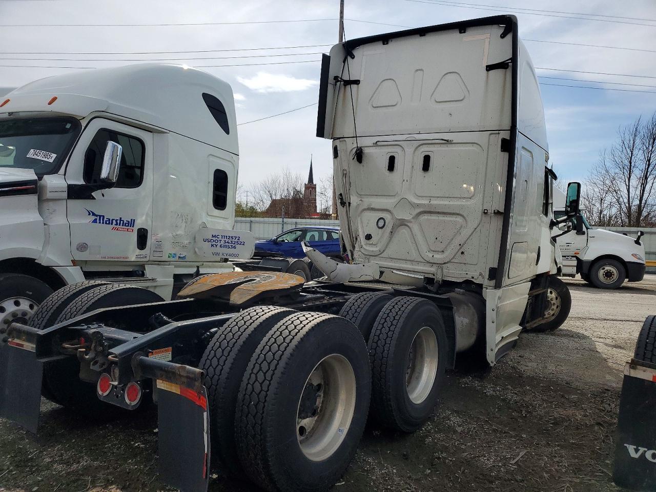 2023 FREIGHTLINER CASCADIA 126