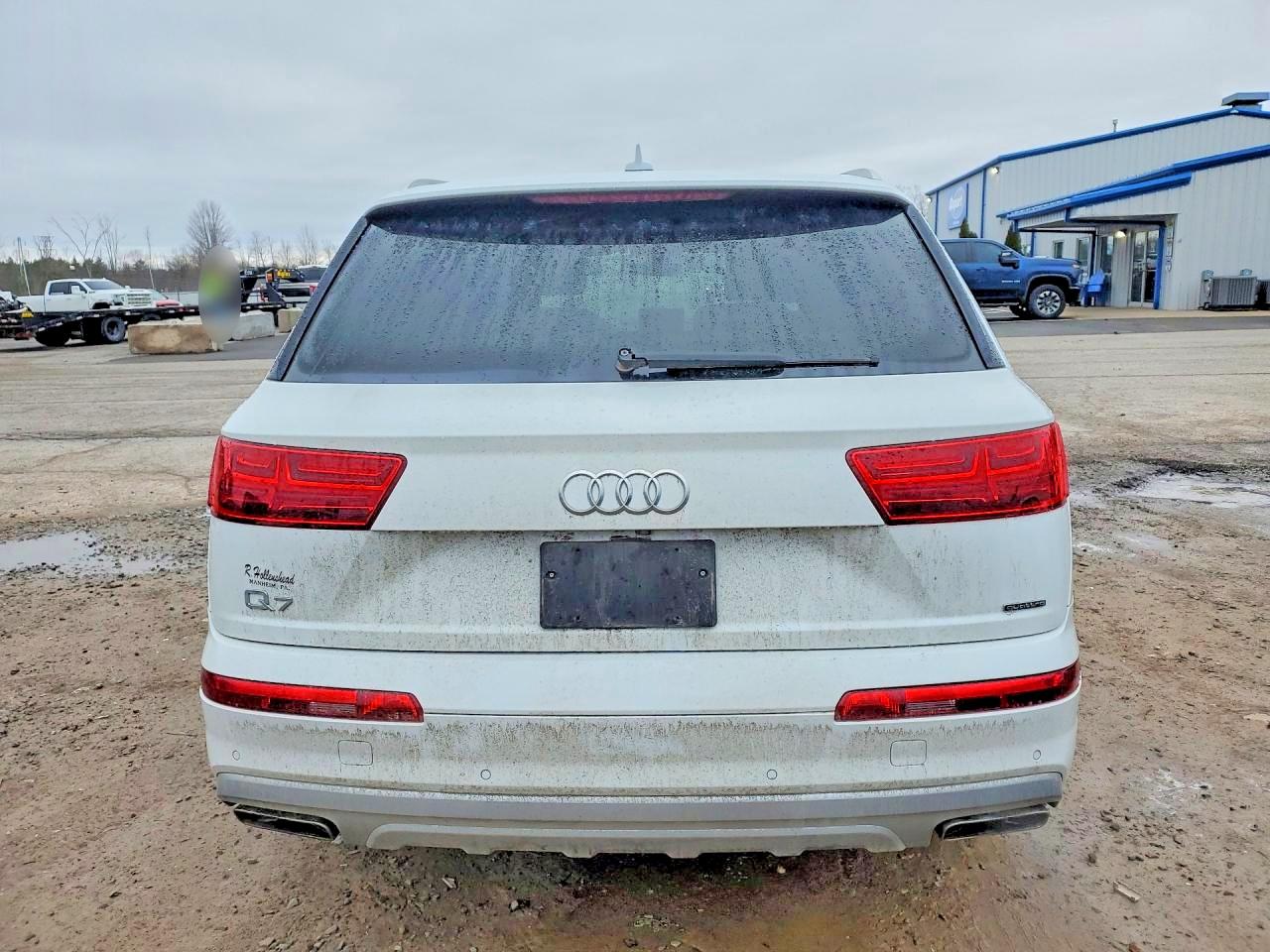 AUDI Q7 2019 — 7