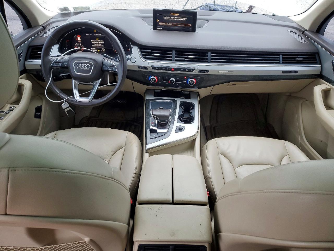 AUDI Q7 2019 — 9