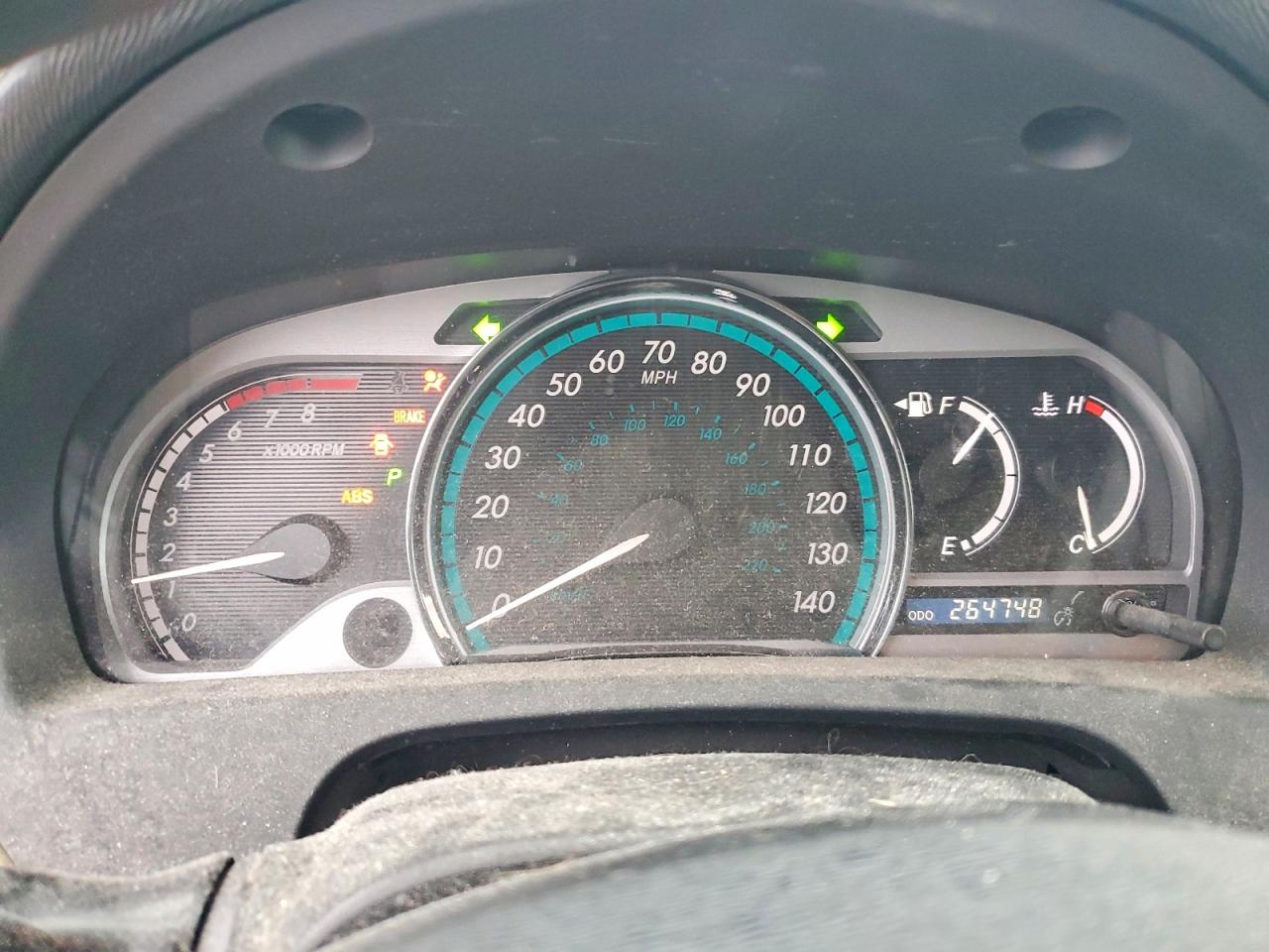 TOYOTA VENZA 2010 — 10