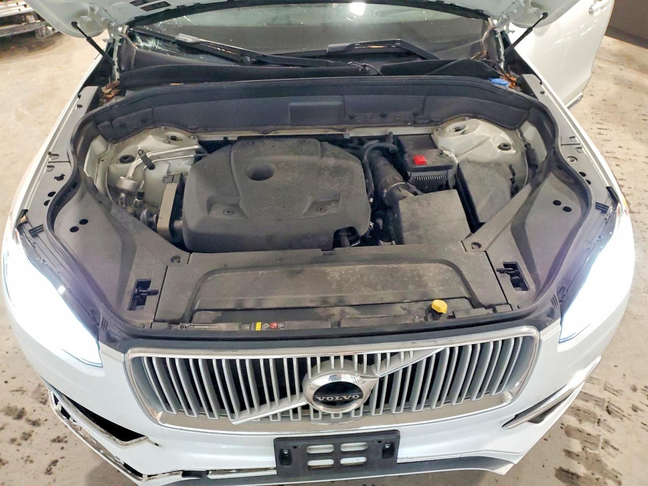 VOLVO XC90 2019 — 13
