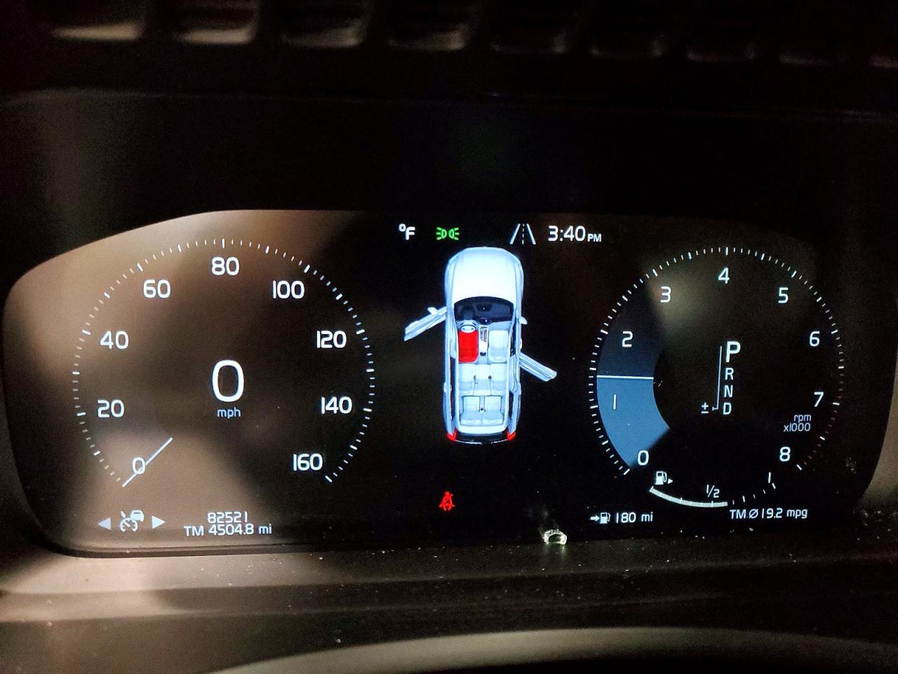 VOLVO XC90 2019 — 10