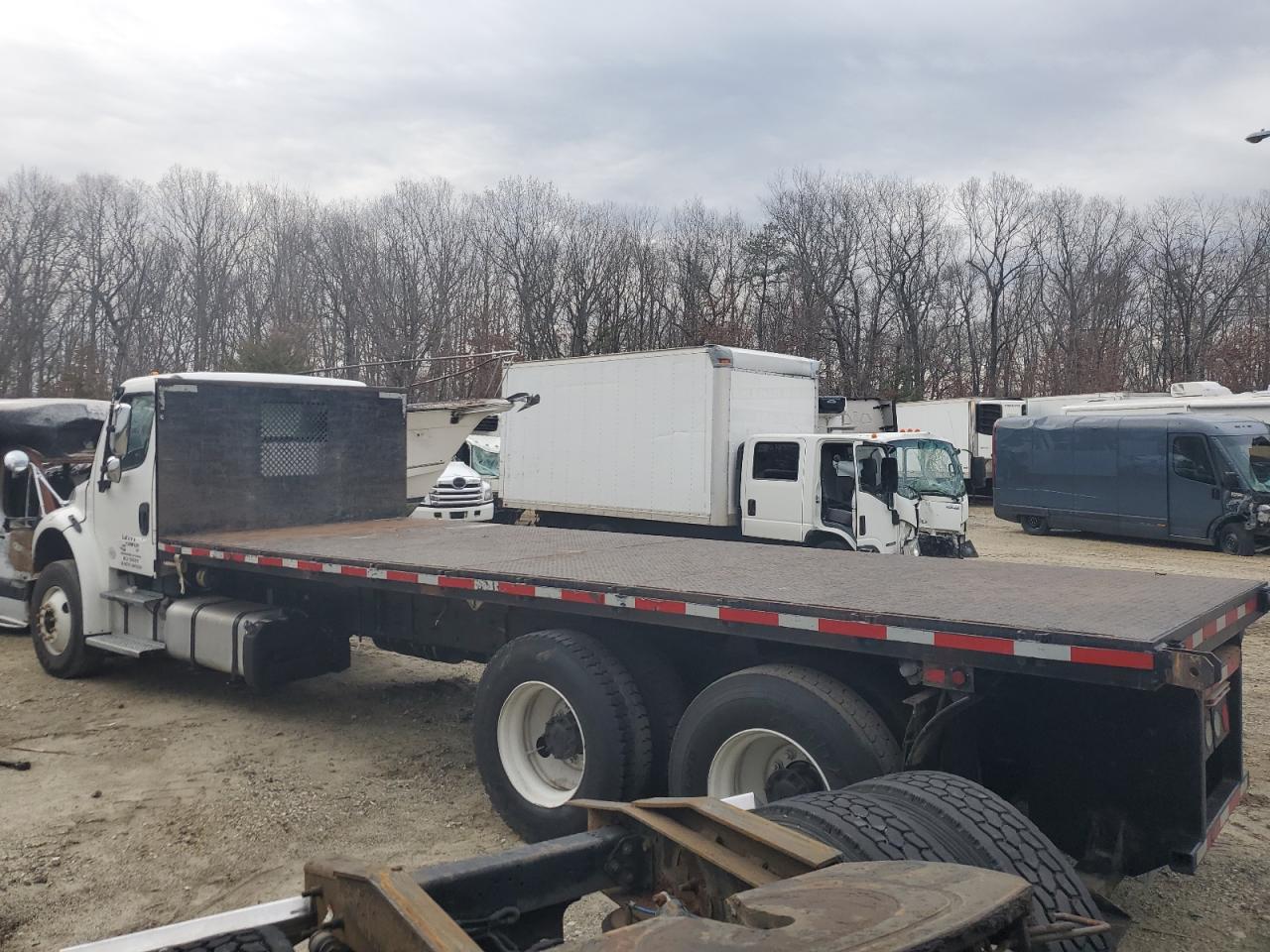 FREIGHTLINER M2 106 MED 2016 — 4
