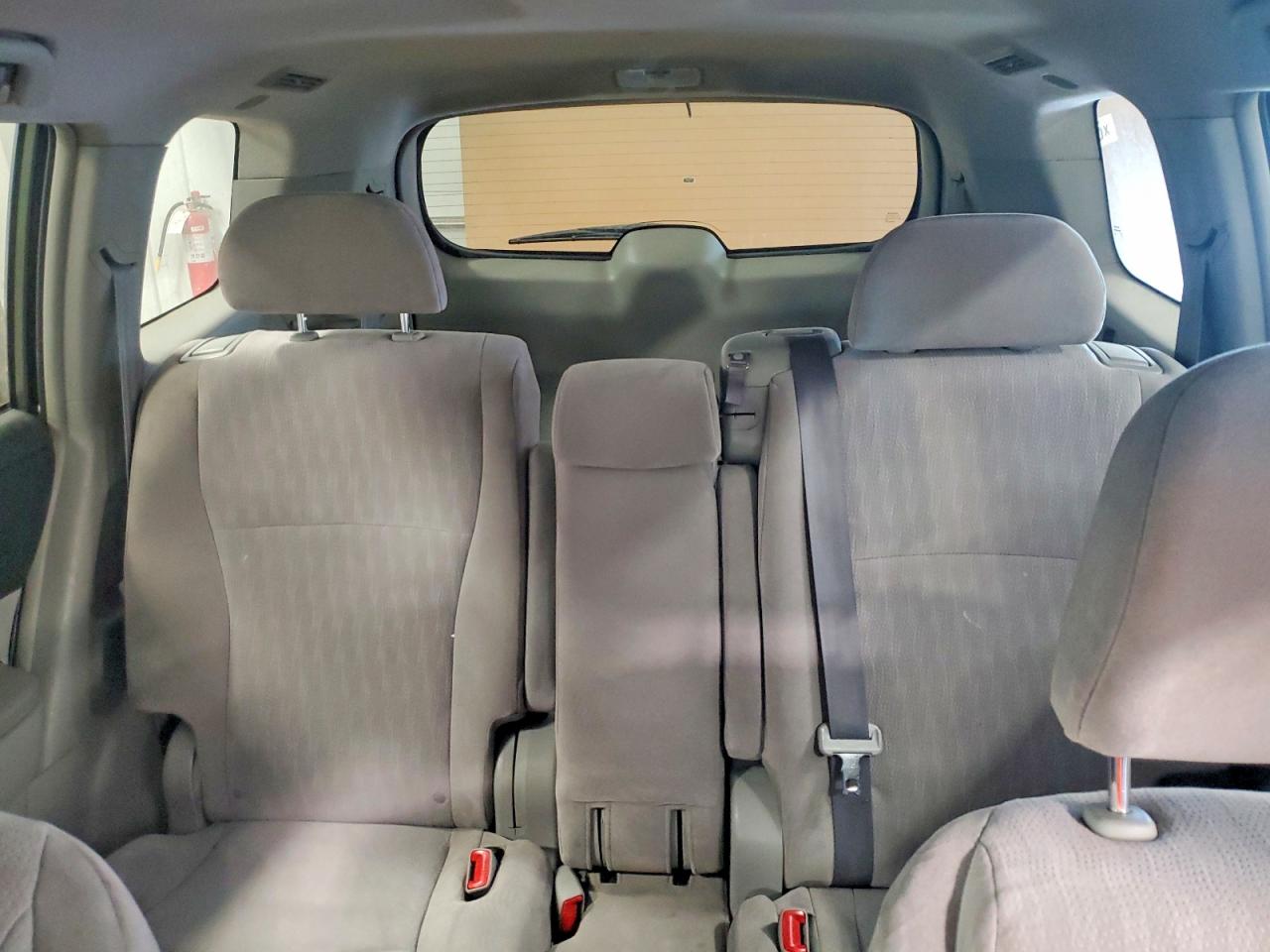 TOYOTA HIGHLANDER 2011 — 11