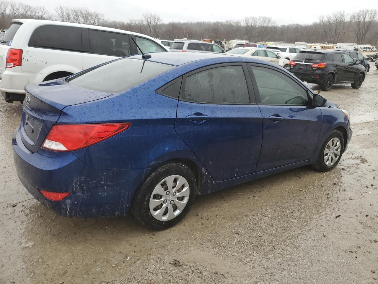 HYUNDAI ACCENT 2017 — 4
