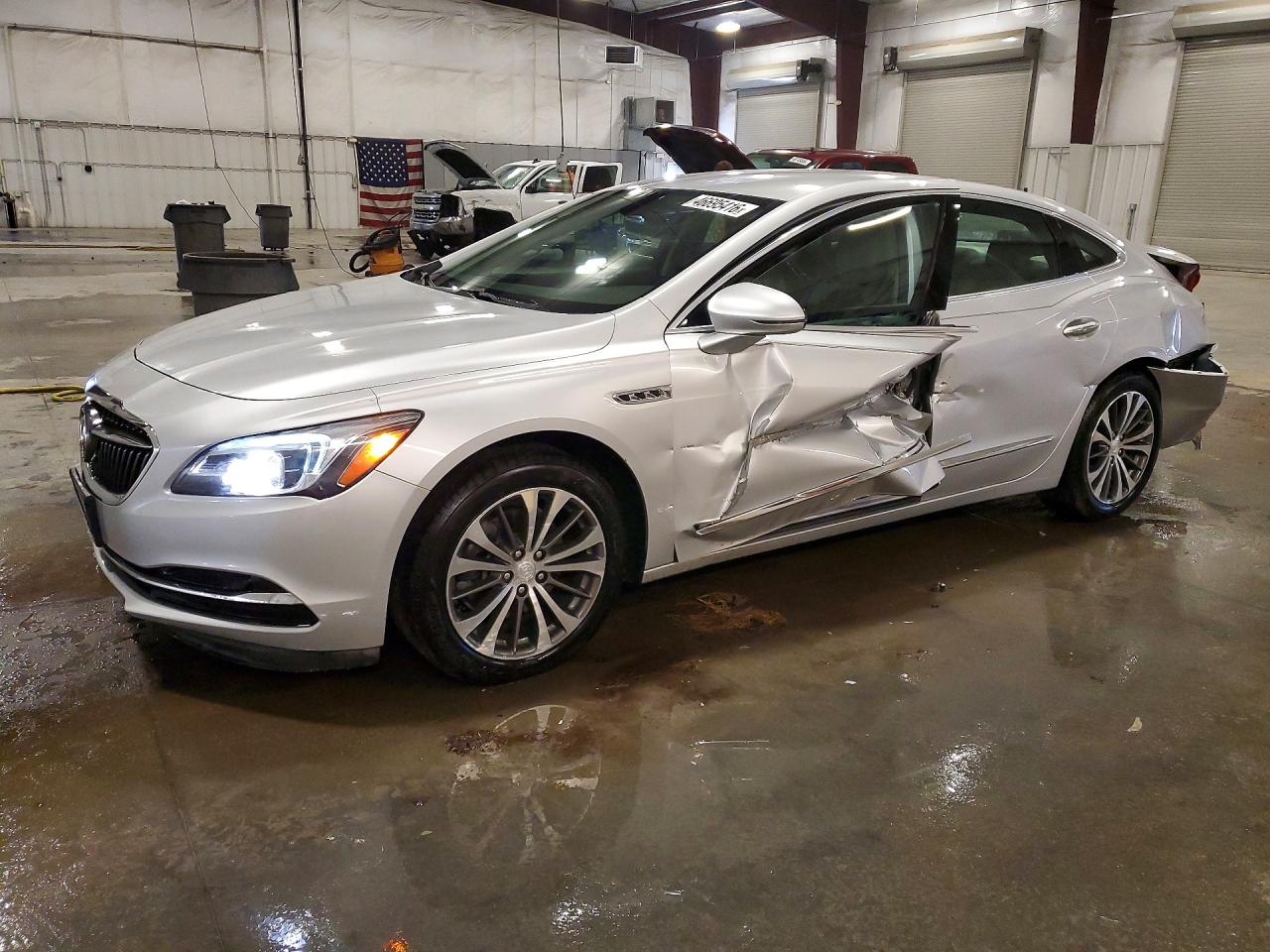 BUICK LACROSSE 2017 — 2