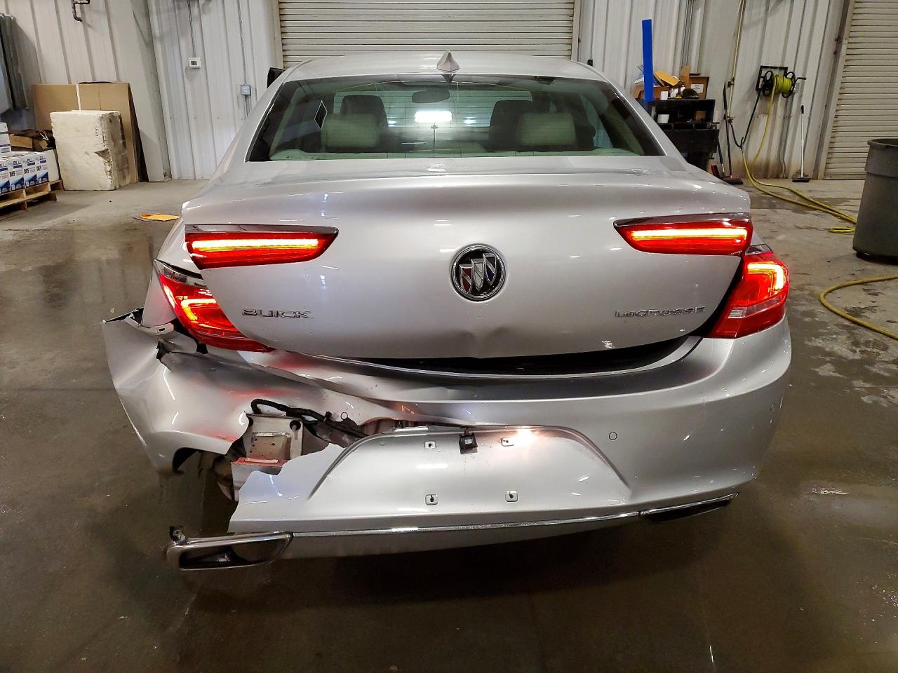 BUICK LACROSSE 2017 — 7