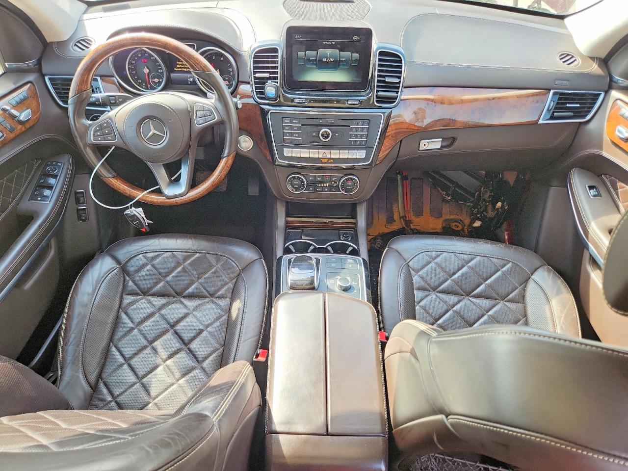 MERCEDES-BENZ GLS 2017 — 9