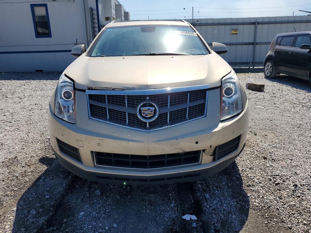CADILLAC SRX 2010 — 6