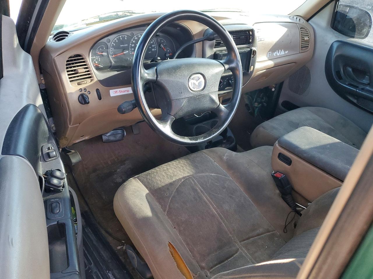 MAZDA B3000 2001 — 9