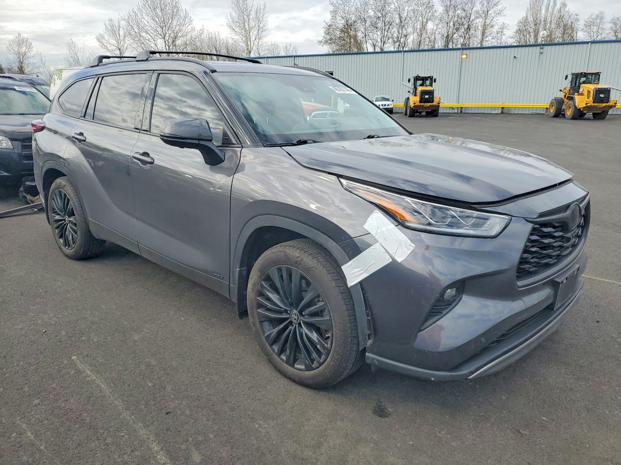 2024 TOYOTA HIGHLANDER HYBRID PLATINUM
