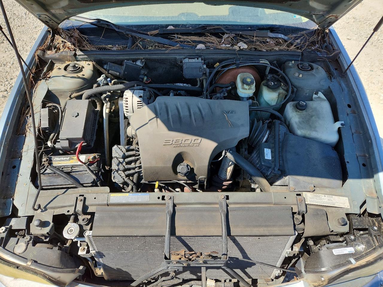 BUICK PARK AVENUE 2004 — 12