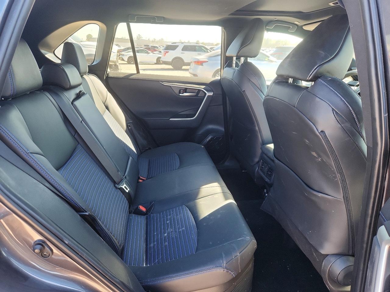 TOYOTA RAV4 HYBRID 2025 — 12