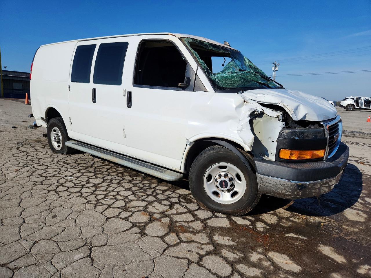 GMC Savana 2020 — 4