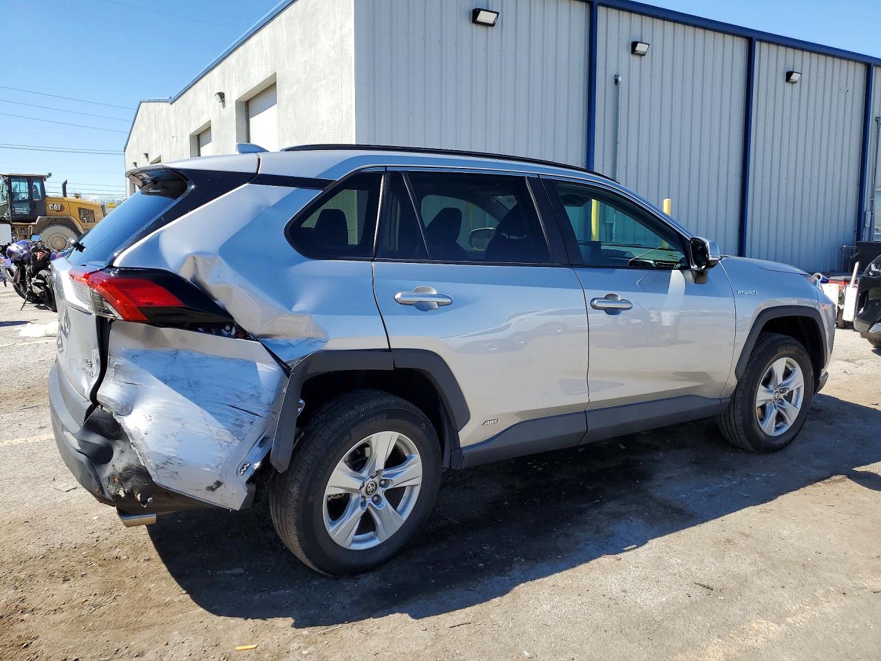 TOYOTA RAV4 HYBRID 2021 — 4