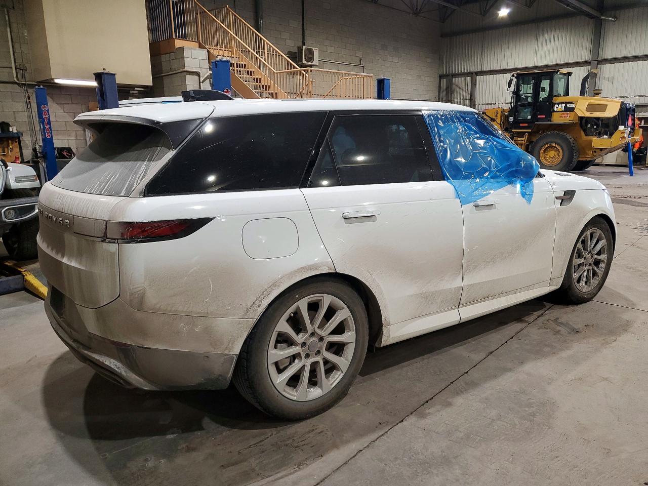 LAND ROVER RANGE ROVER 2026 — 4