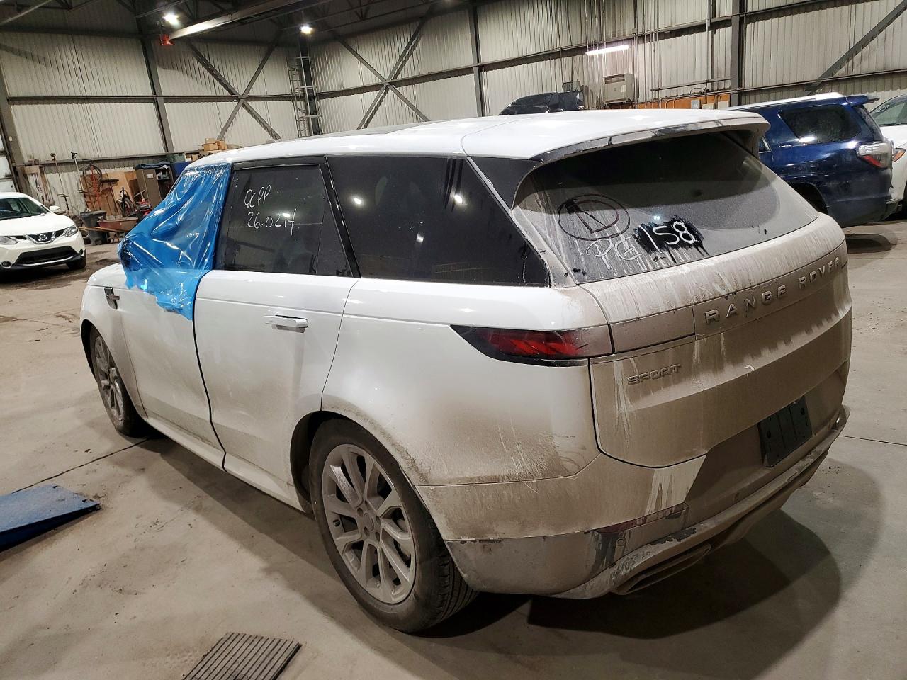 LAND ROVER RANGE ROVER 2026 — 3