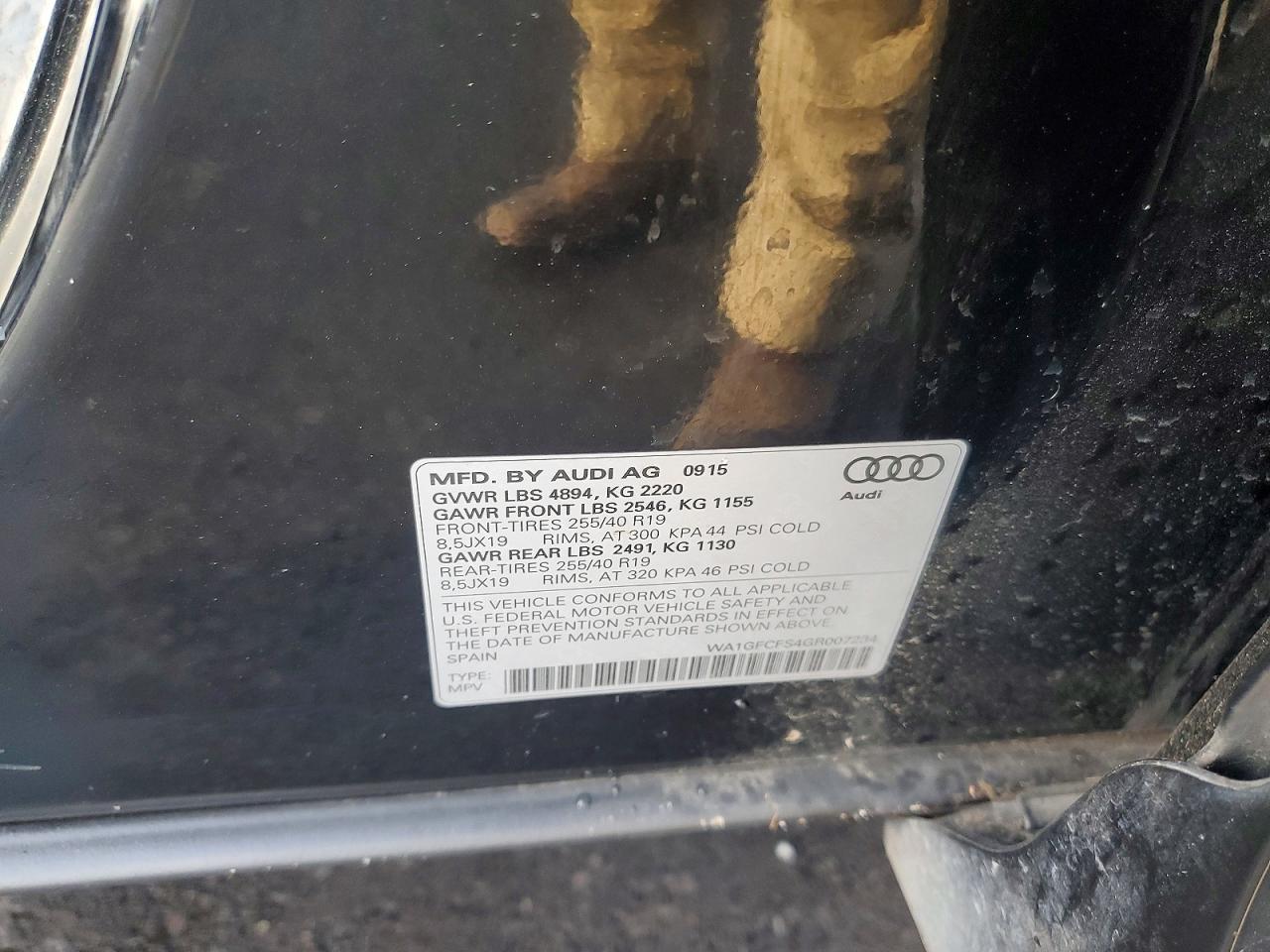 AUDI Q3 2016 — 13