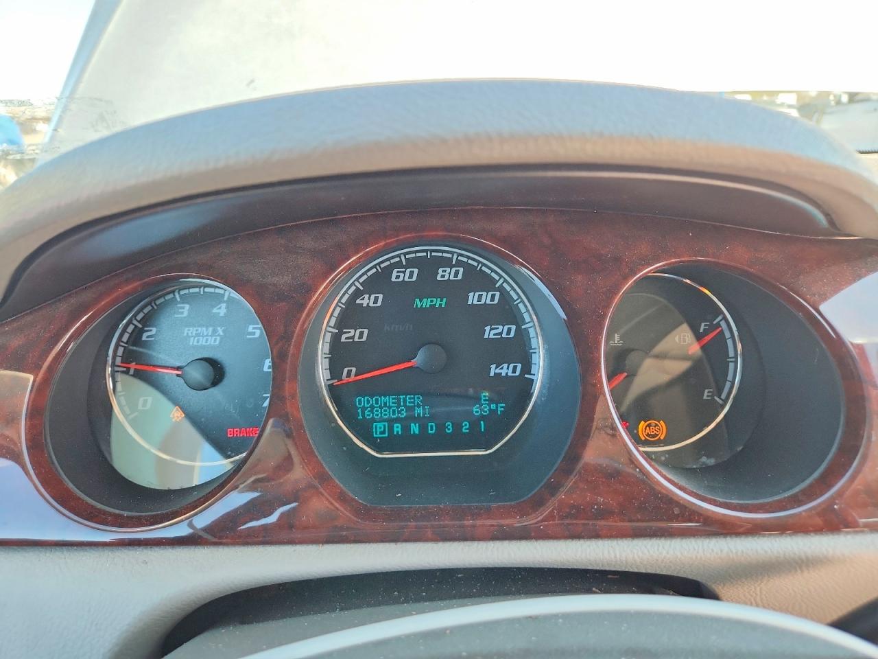 BUICK LUCERNE 2009 — 10