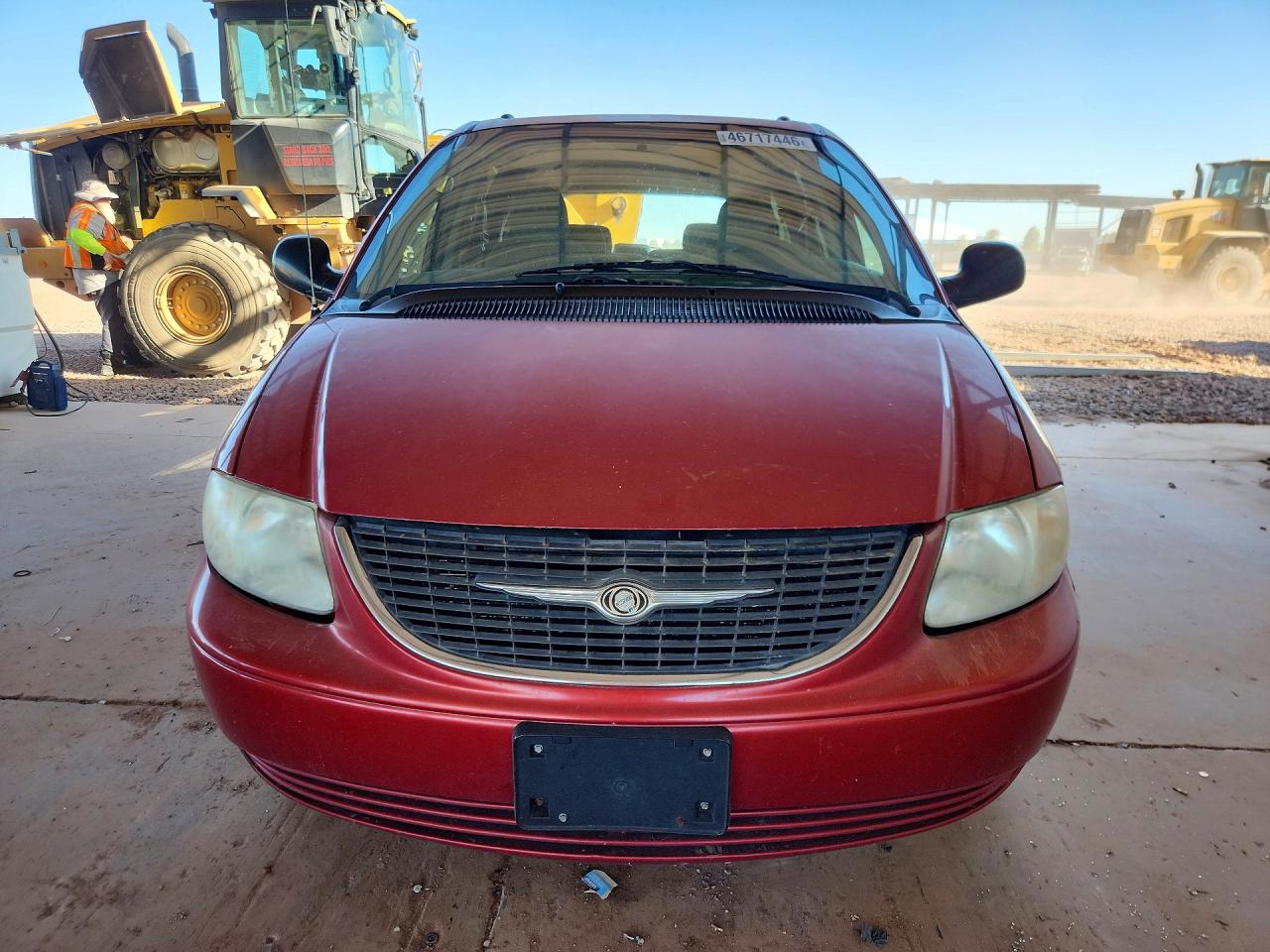CHRYSLER TOWN & COUNTRY 2004 — 6