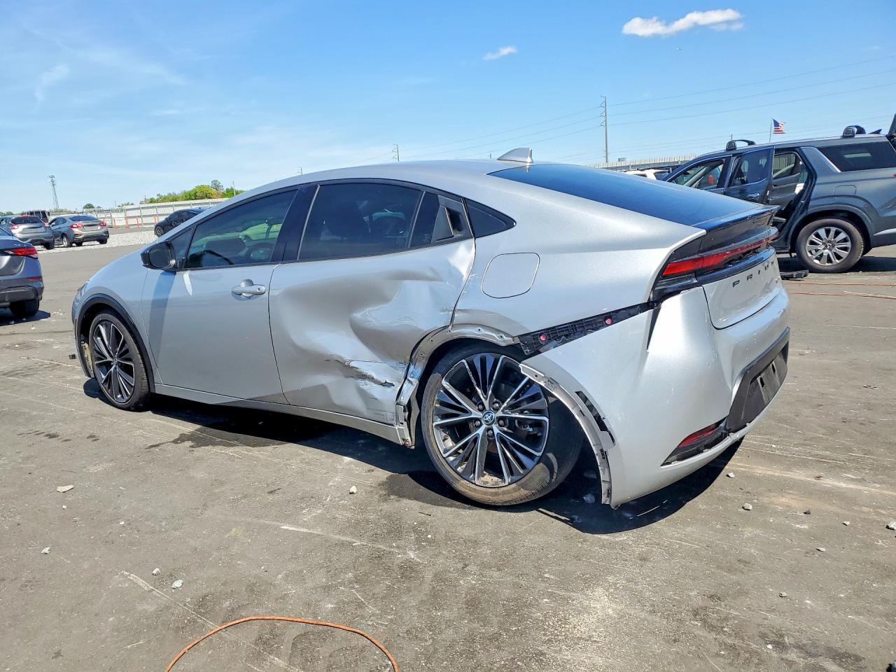 TOYOTA PRIUS 2024 — 3
