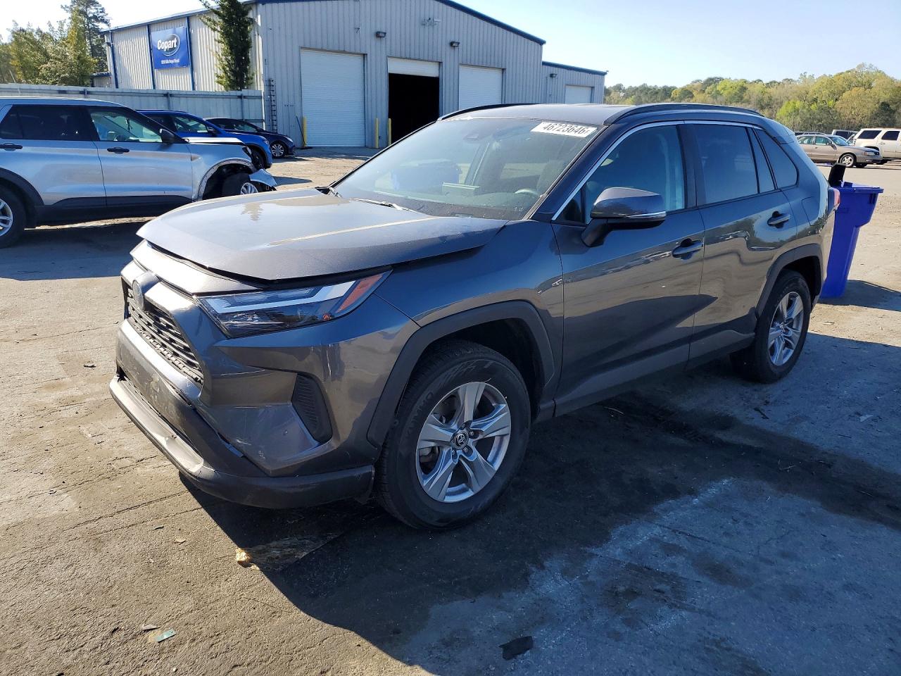 2023 TOYOTA RAV4 HYBRID XLE