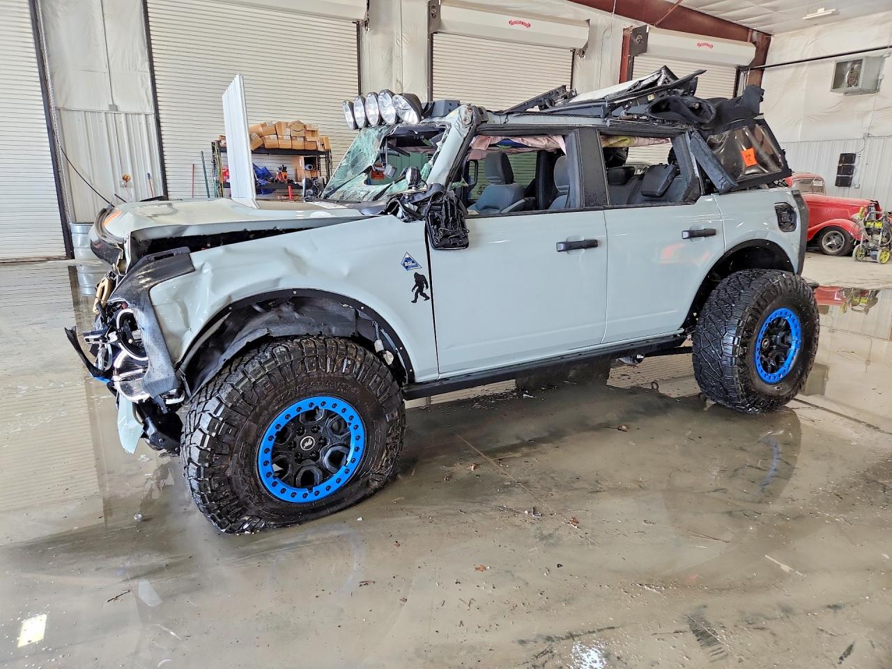 2021 FORD BRONCO BASE