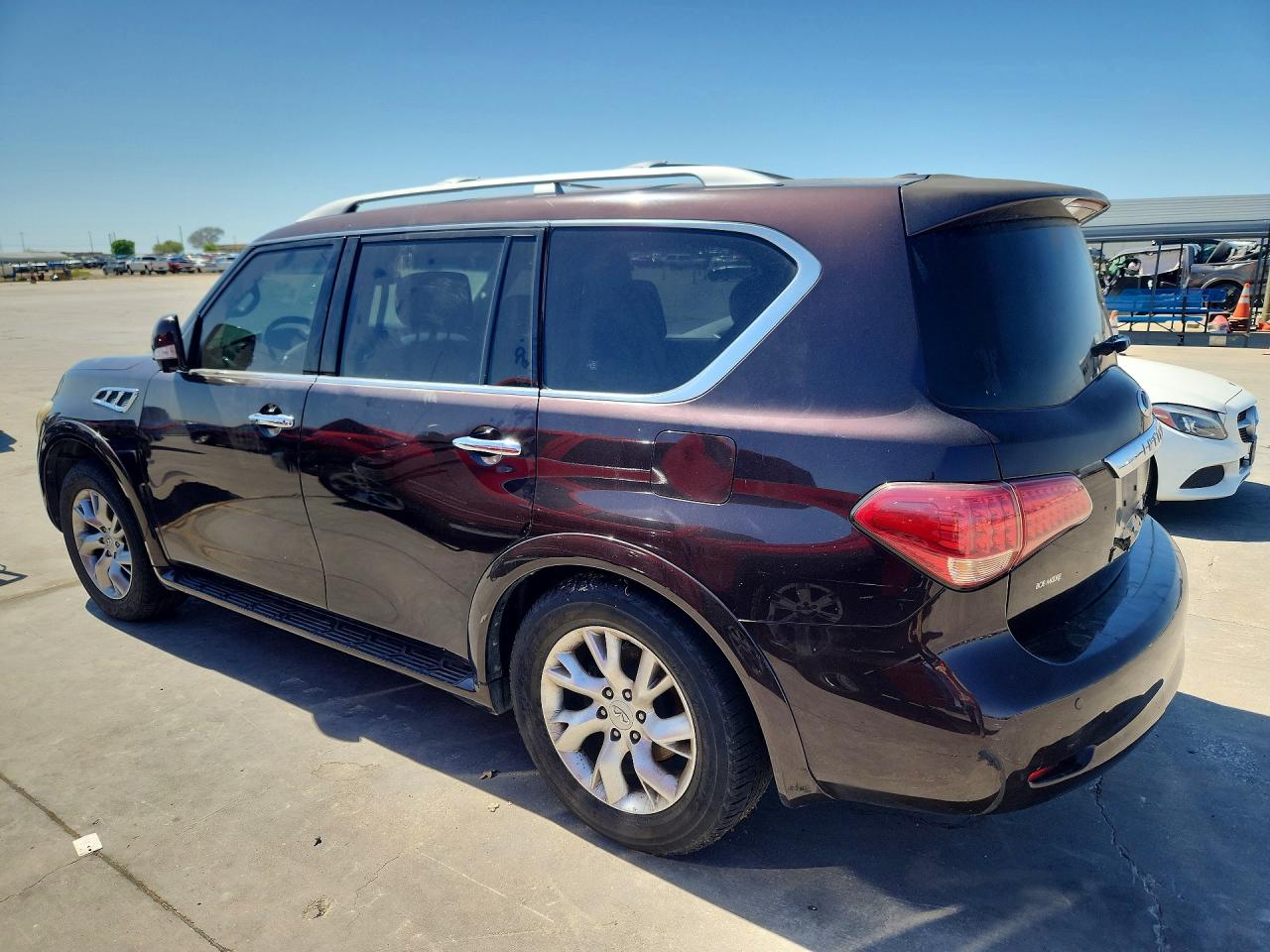 INFINITI QX56 2013 — 3
