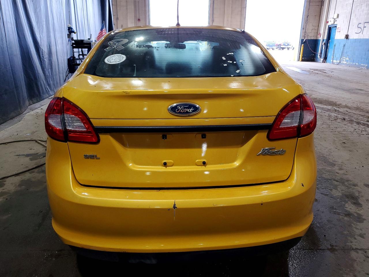 FORD FIESTA 2012 — 7