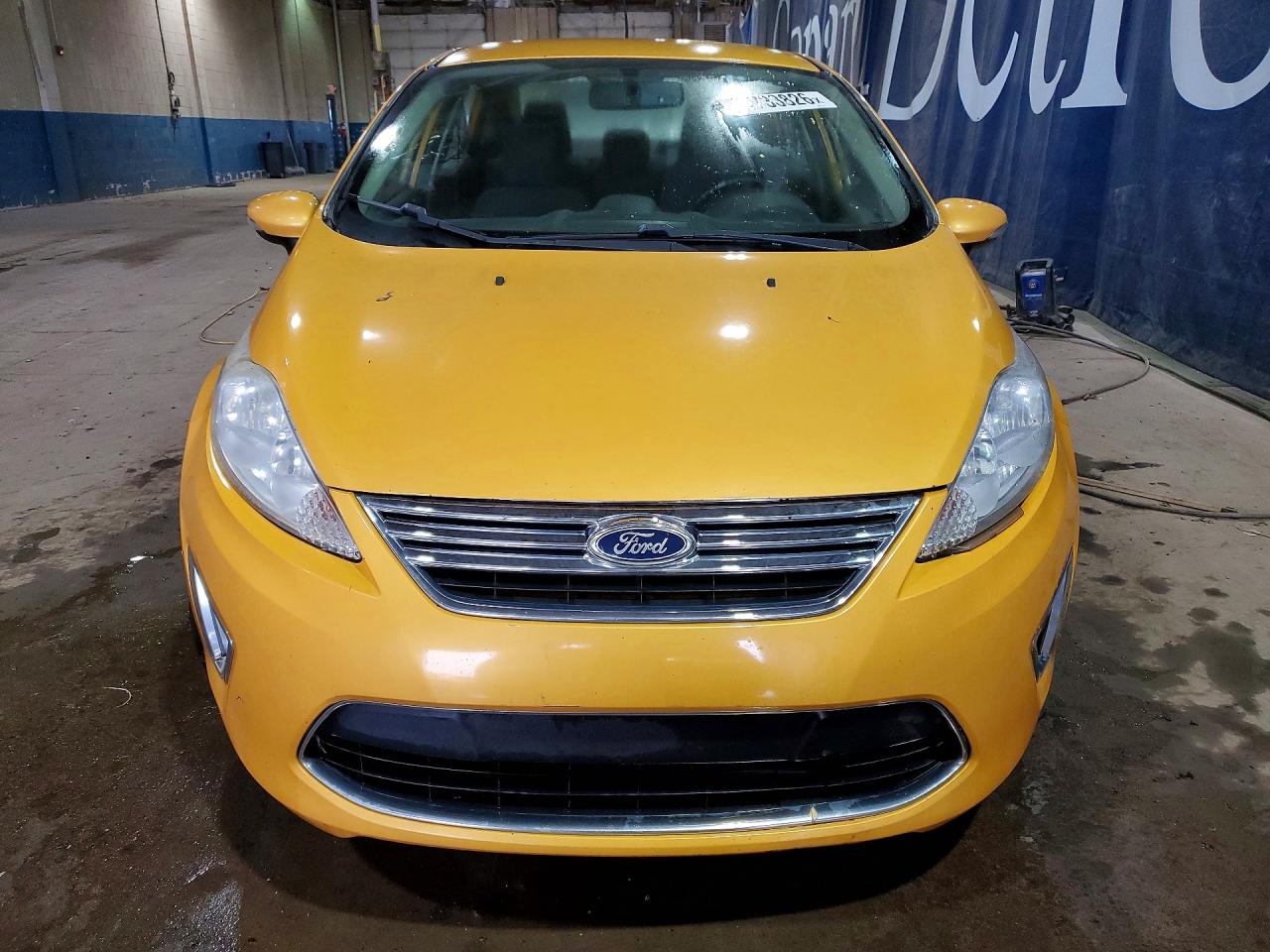 FORD FIESTA 2012 — 6