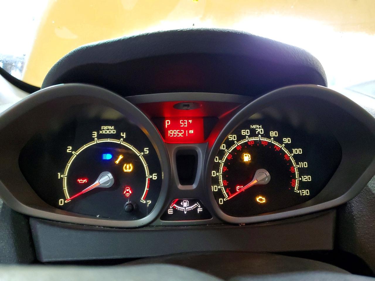 FORD FIESTA 2012 — 10