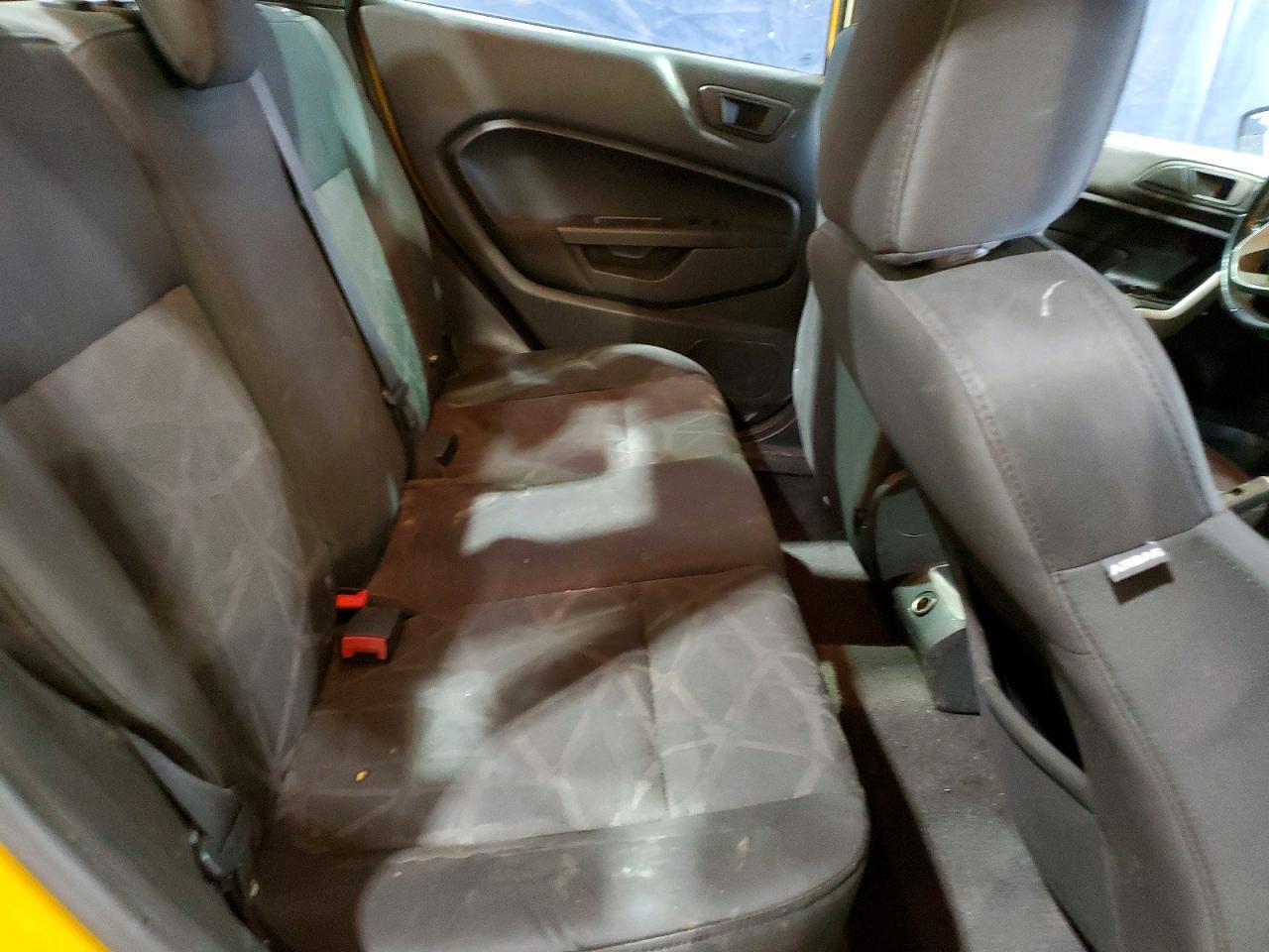 FORD FIESTA 2012 — 11