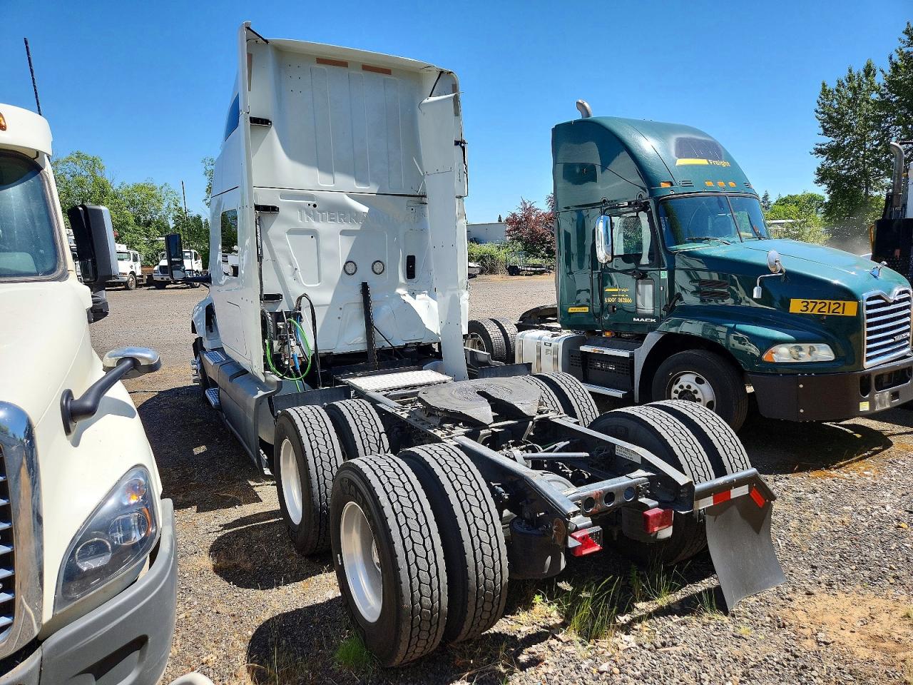 INTERNATIONAL LT625 2019 — 4