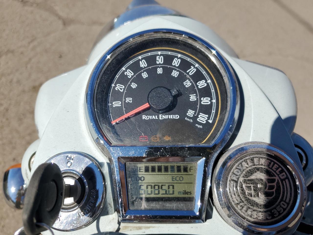ROYAL ENFIELD MOTORS CLASSIC 350 2024 — 8