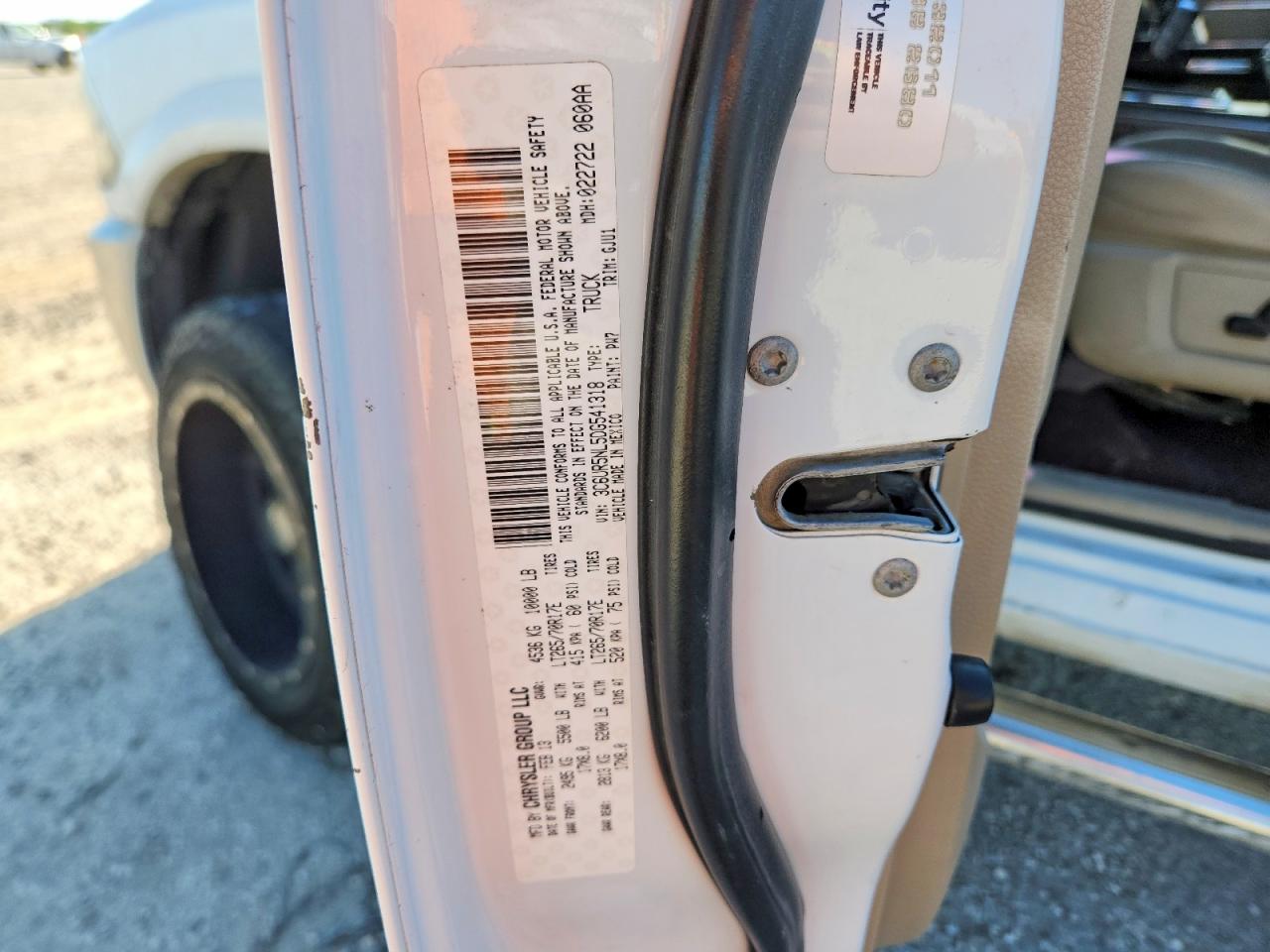 RAM 2500 2013 — 13