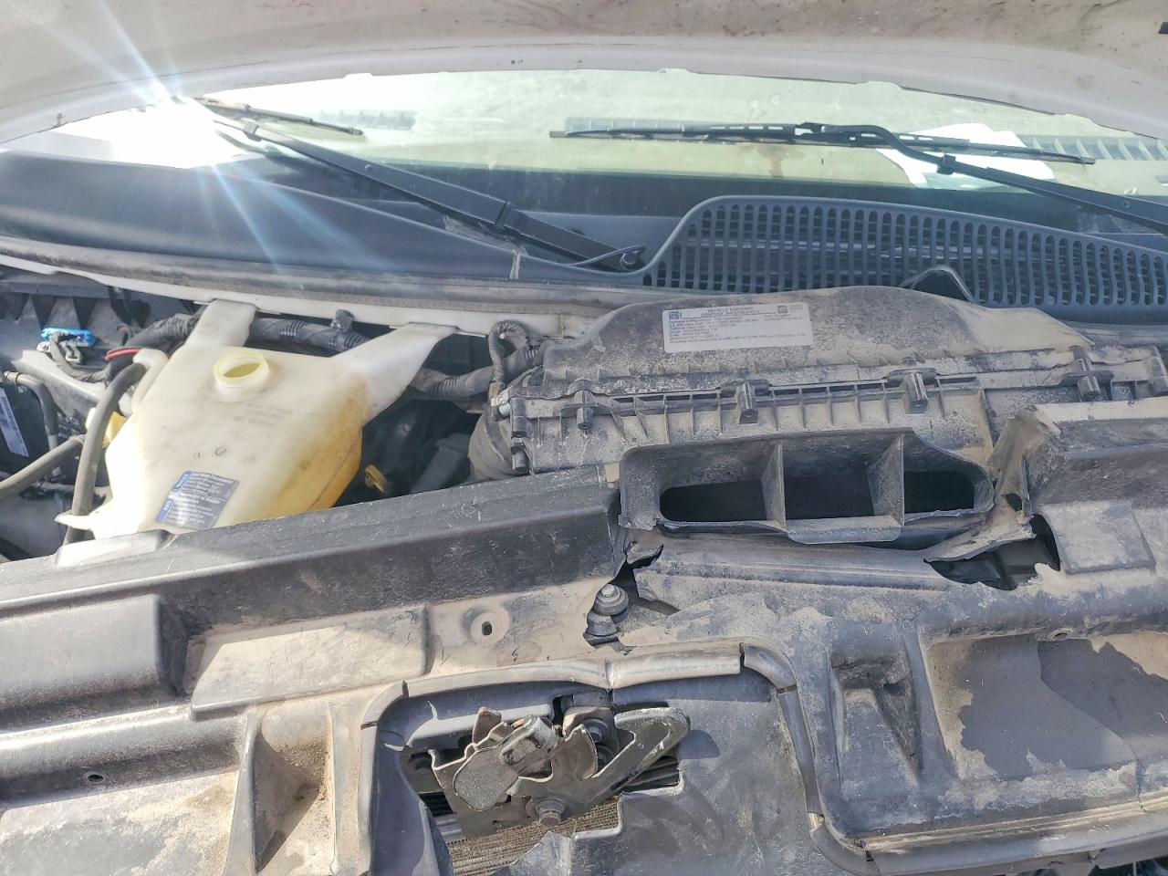 CHEVROLET EXPRESS G3500 2022 — 13