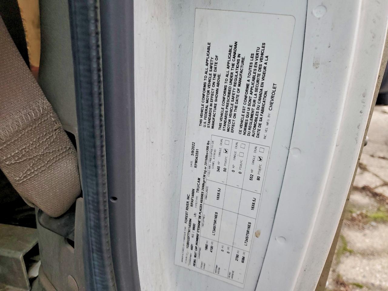 CHEVROLET EXPRESS G3500 2022 — 14